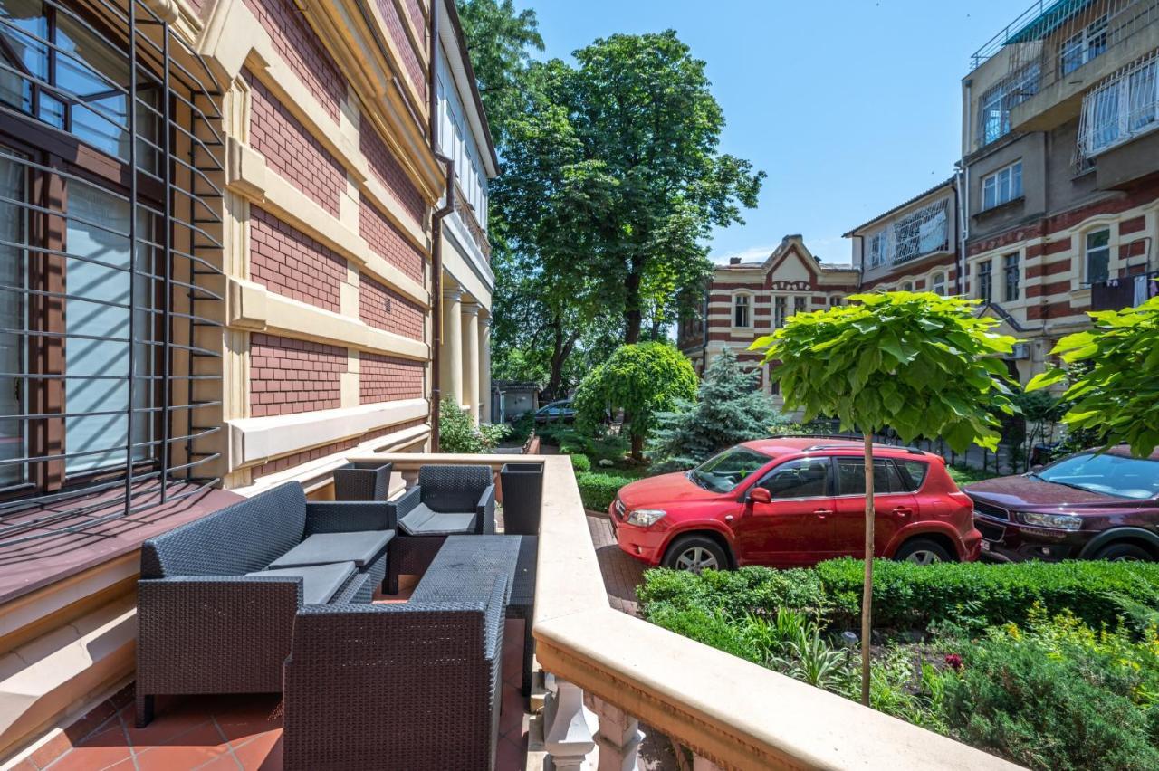 Апартаменты В Самом Центре Одессы Odessa Exterior foto